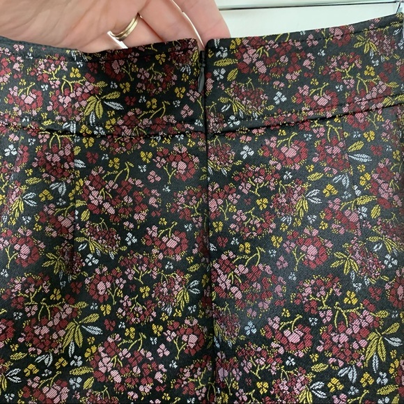 LOFT Black Jacquard Floral Print Skirt With Pockets Size‎ 6 - Picture 5 of 11
